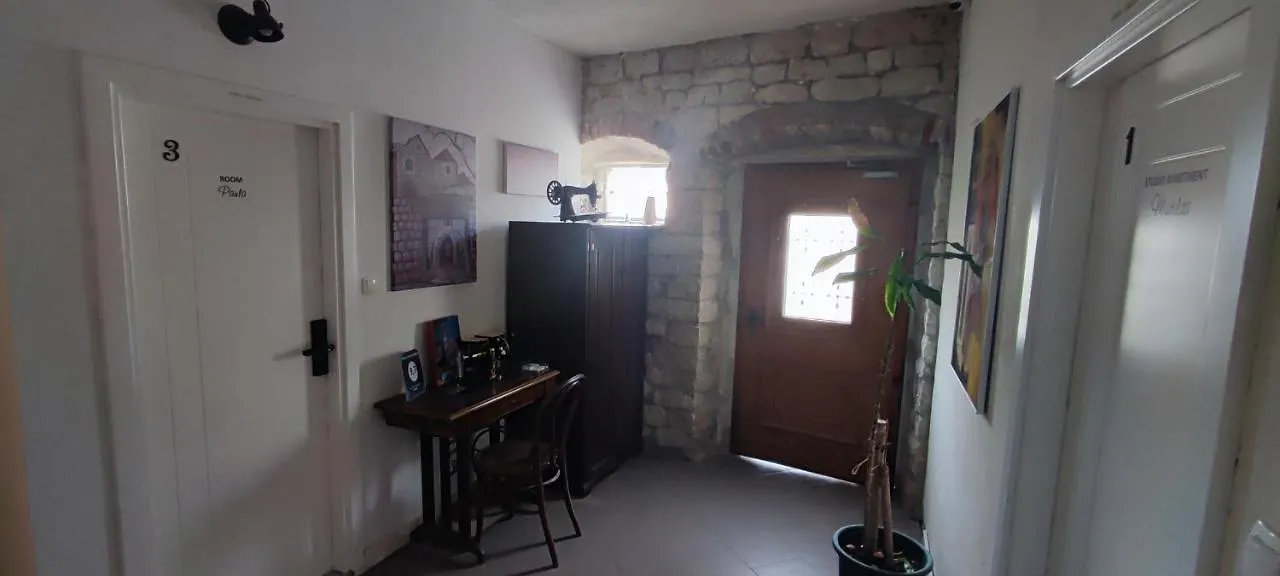 Studios Kadena Trogir - 18Th Century Stone House 0*,  Croatie
